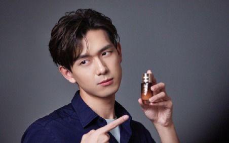 致敬亲爱的明星网红