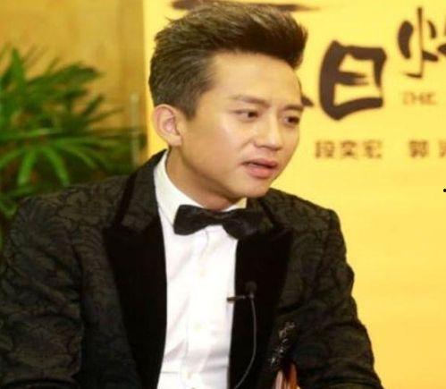 姜鹏酒吧明星网红视频,明星网红齐聚，精彩瞬间尽收眼底