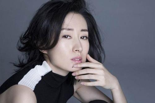 女明星网红早期颜值,女明星网红颜值蜕变之路
