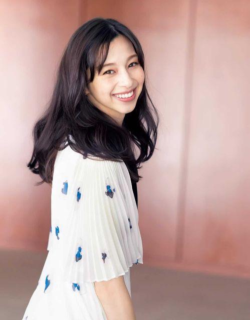 明星网红演员照片图片女,明星网红演员风采瞬间