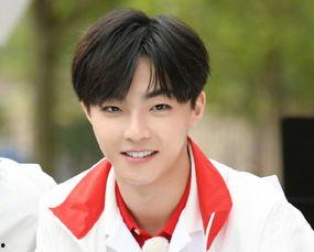 东安明星网红是谁啊,她是如何成为网络红人的？”