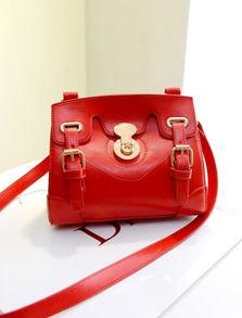 明星网红同款滑雪包,明星网红追捧！揭秘爆款滑雪包的时尚魅力