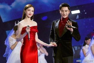 明星网红西安南门唱歌,古城夜色中歌声飘扬