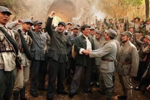 电视剧解放,烽火岁月里的英雄传奇