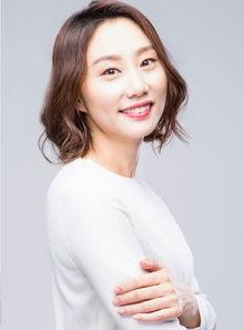 明星网红成名的有哪些,揭秘明星网红的成名之路