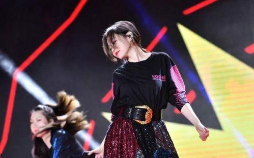 明星网红合唱抖音歌曲,明星网红同框合唱，音乐盛宴燃爆全网