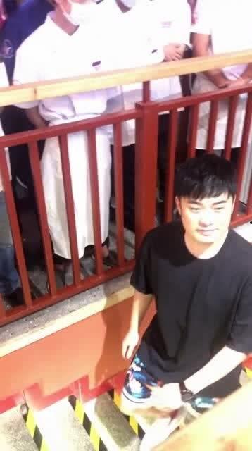 火锅店遇见明星网红,现场星光熠熠