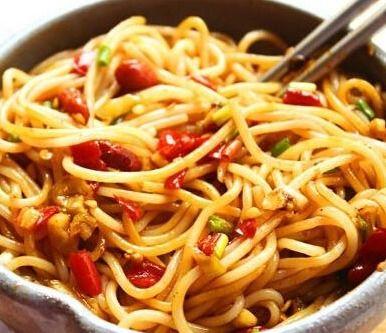 明星网红吃南昌拌粉,一粉一世界，味蕾上的南昌风情