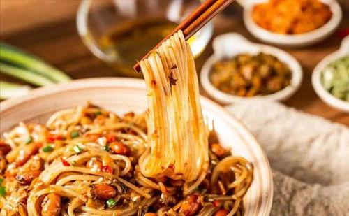 明星网红吃南昌拌粉,一粉一世界，味蕾上的南昌风情