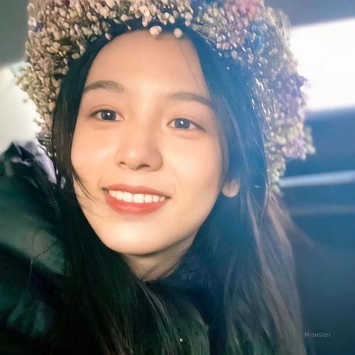 明星网红少年图片头像,揭秘网红少年明星头像背后的魅力