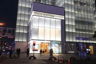 杭州火车站明星网红,明星网红打卡地，时尚潮流新地标